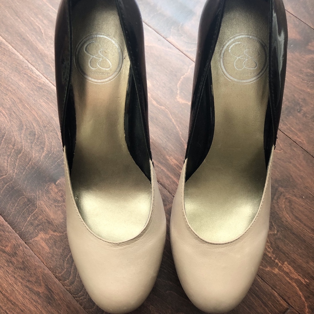 Jessica Simpson Pumps